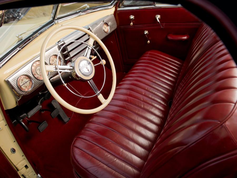  Buick Roadmaster Convertible Coupe 1941 года  (фото 9 из 18)